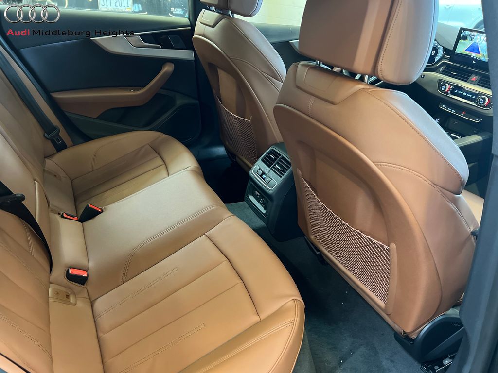 Vehicle image 13 of 45