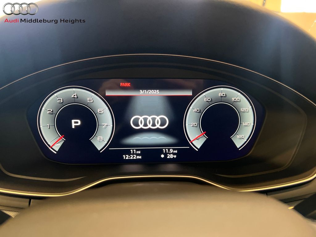 Vehicle image 22 of 45