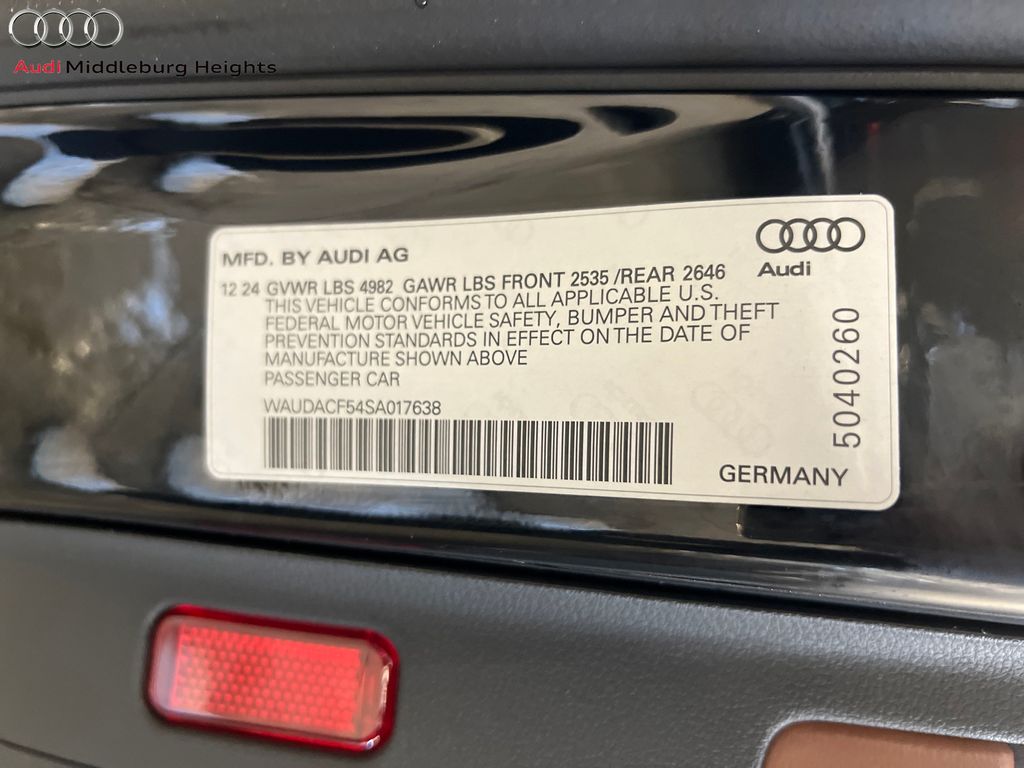 Vehicle image 31 of 45