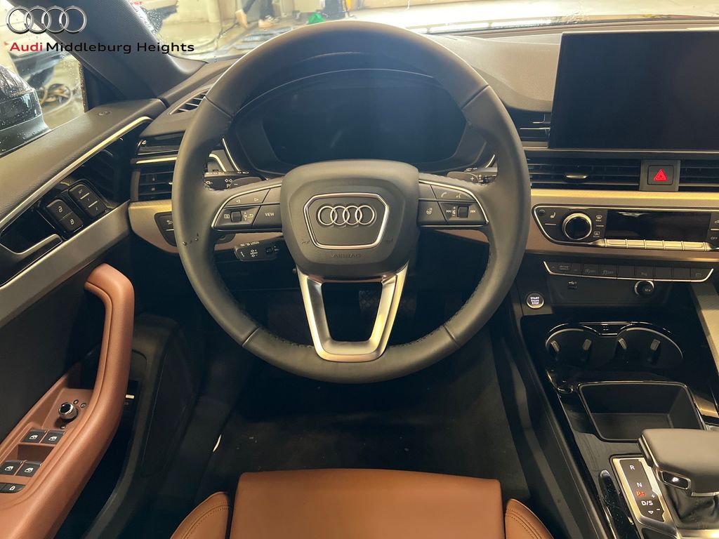 Vehicle image 18 of 45