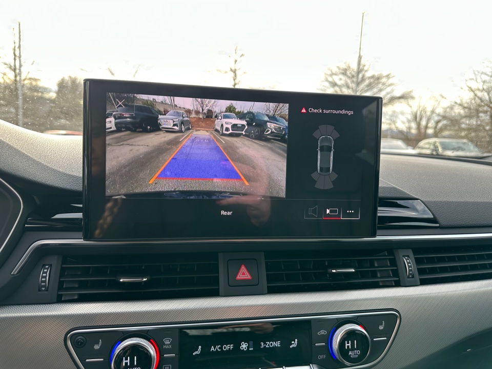 Vehicle image 19 of 35