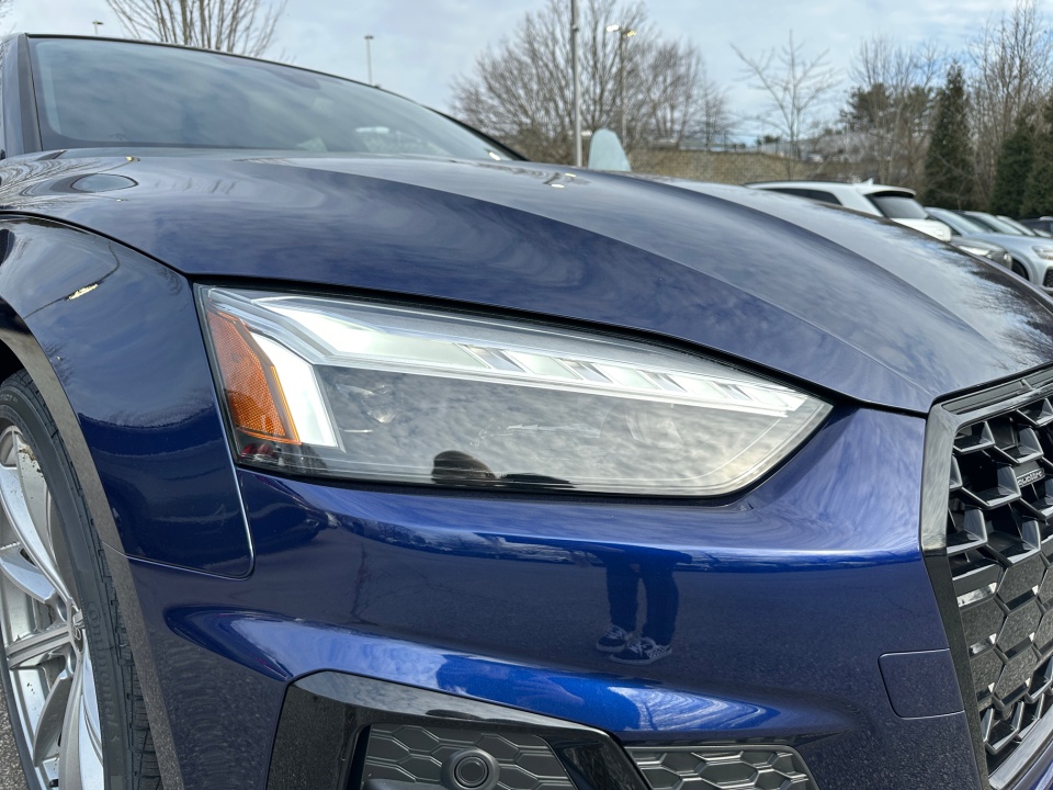 Vehicle image 24 of 35