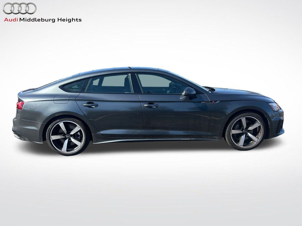 Vehicle image 5 of 41