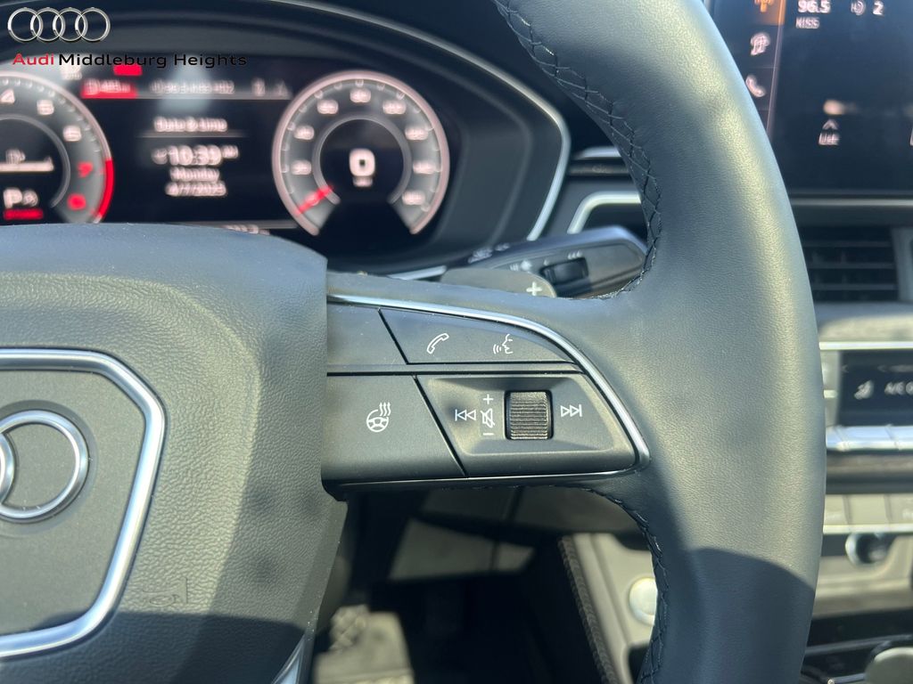 Vehicle image 39 of 41