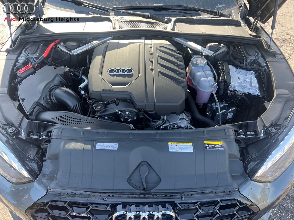 Vehicle image 7 of 41