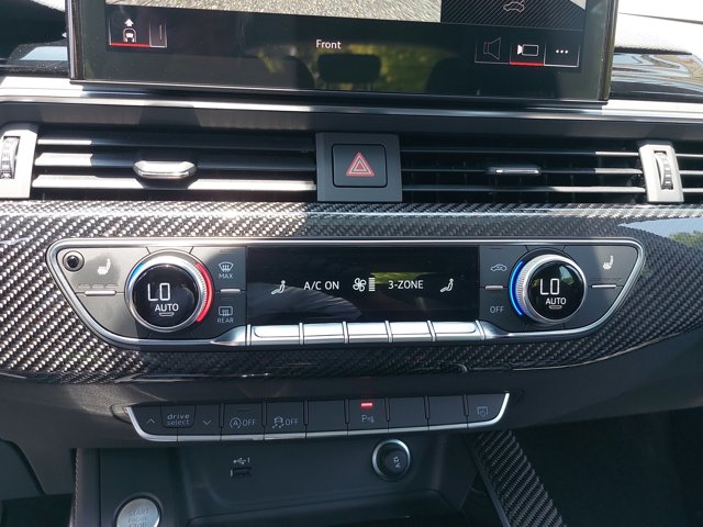 Vehicle image 21 of 36