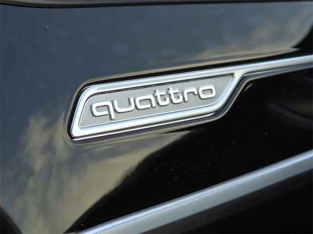 Vehicle image 28 of 47