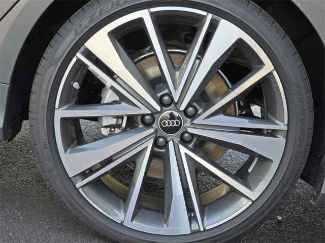 Vehicle image 29 of 47