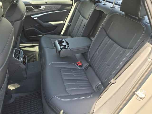 Vehicle image 34 of 47