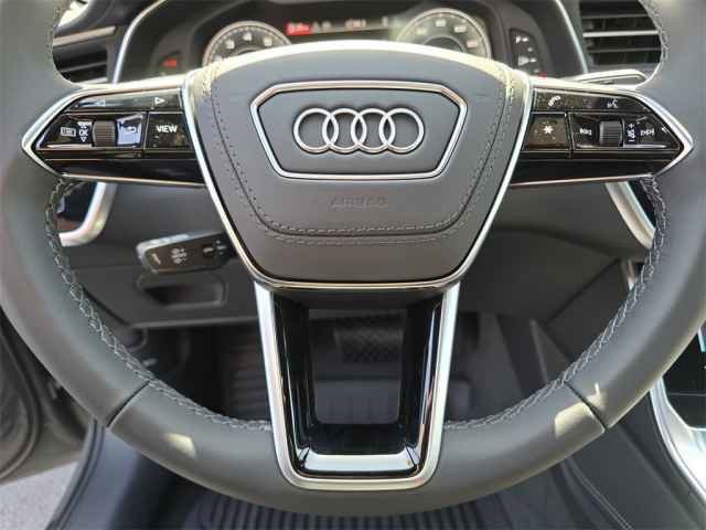 Vehicle image 40 of 47