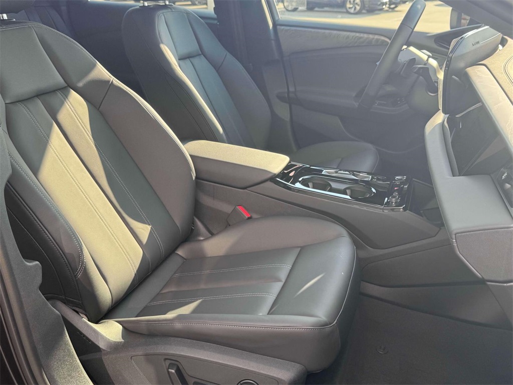 2025 Audi A6 e-tron Premium Image 9 of 21