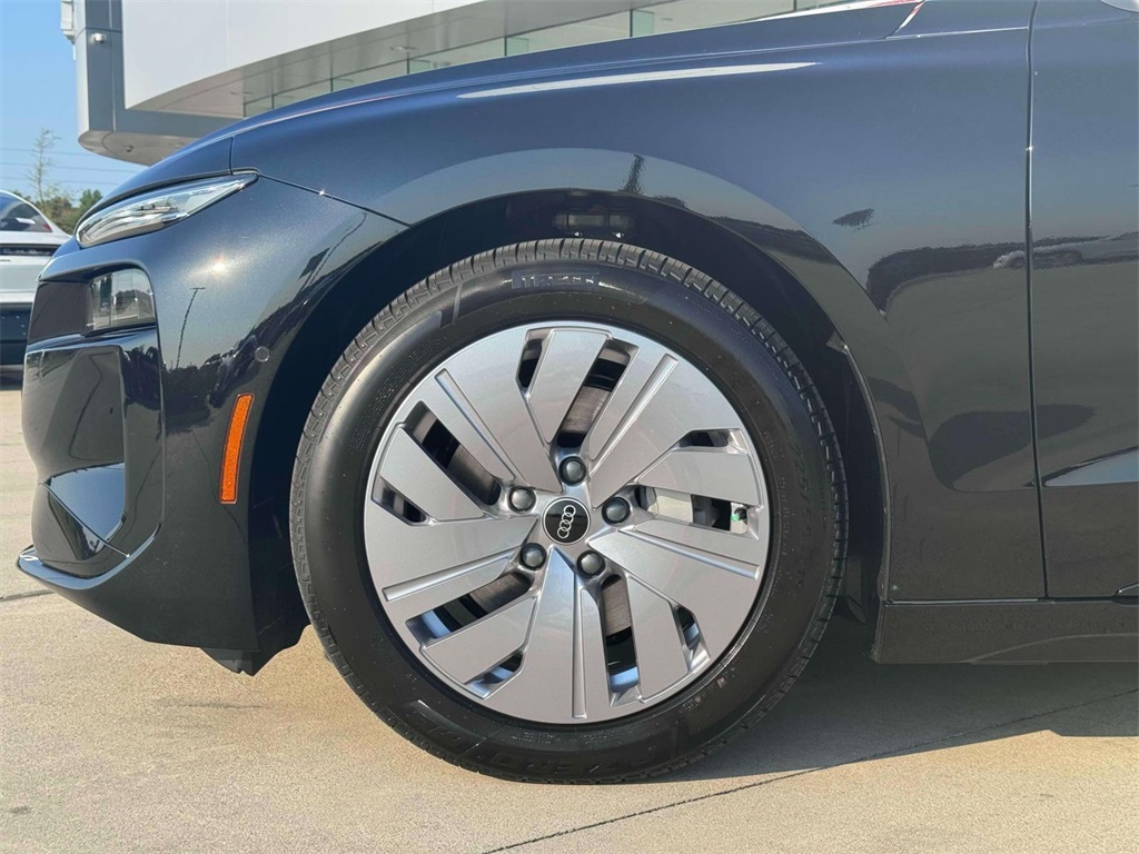 2025 Audi A6 e-tron Premium Image 7 of 21