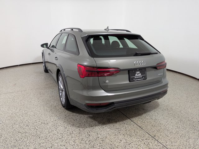 Vehicle image 8 of 21