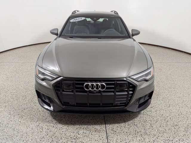 Vehicle image 3 of 21