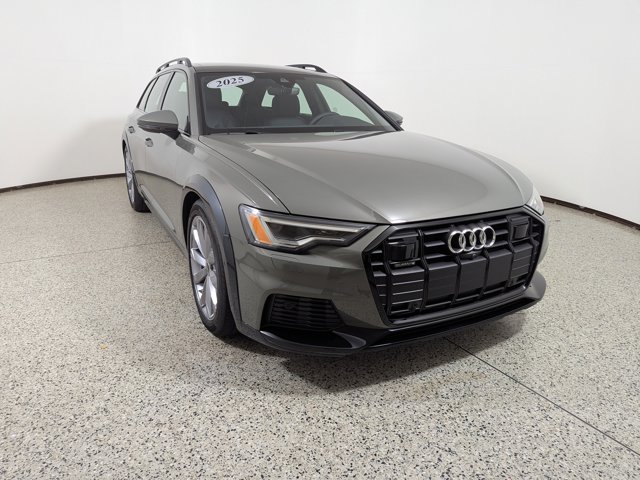 Vehicle image 4 of 21