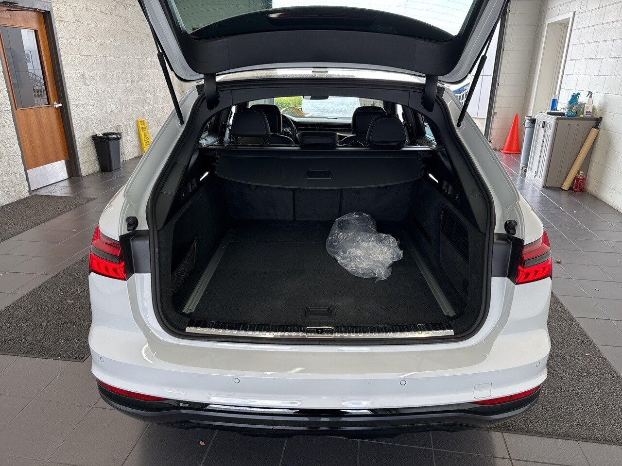 2025 Audi A6 Allroad Premium Plus Image 10 of 58