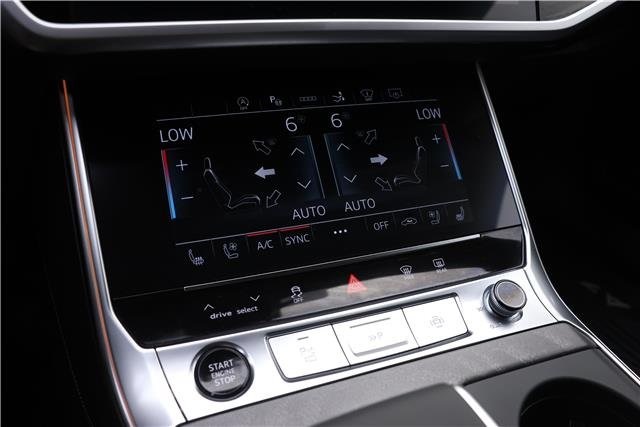 2025 Audi A7 Prestige Image 9 of 17