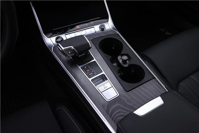 2025 Audi A7 Prestige Image 13 of 17