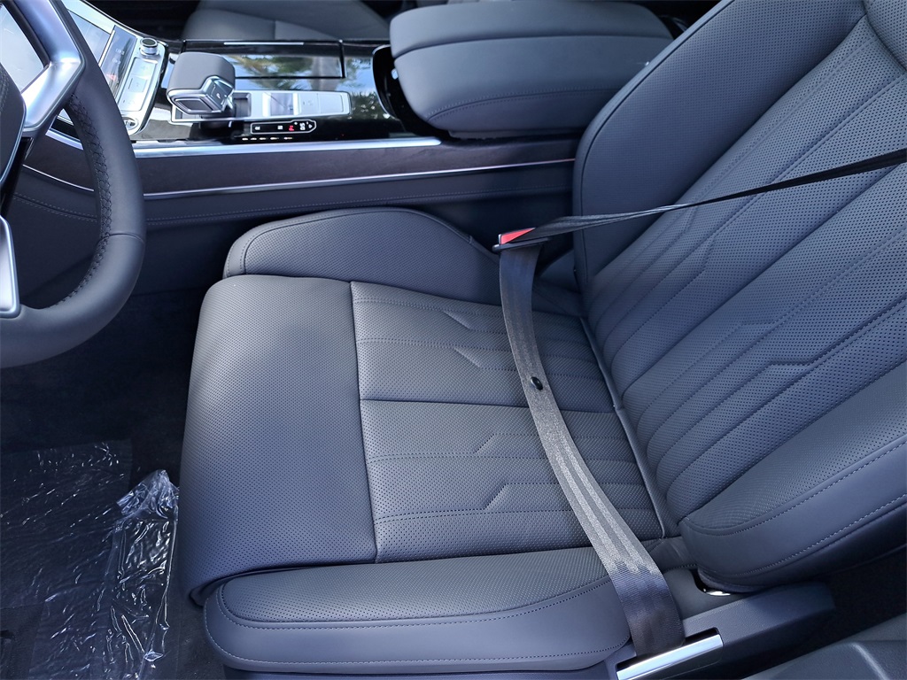 2025 Audi A8 Base Image 10 of 32