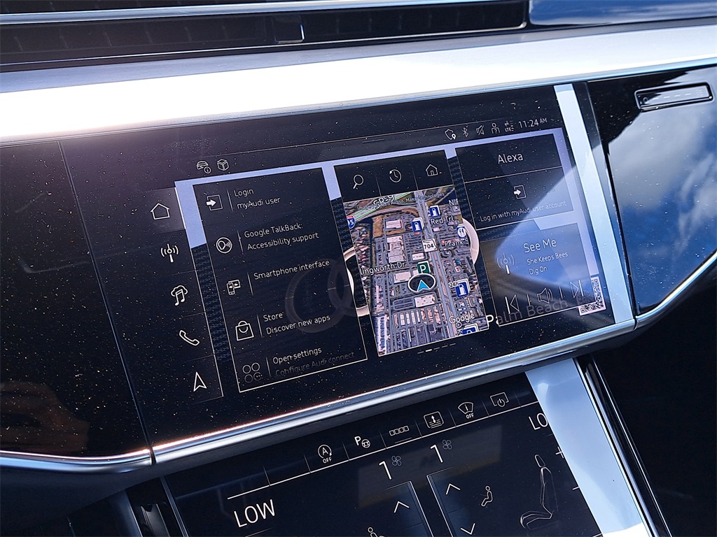 2025 Audi A8 Base Image 18 of 32