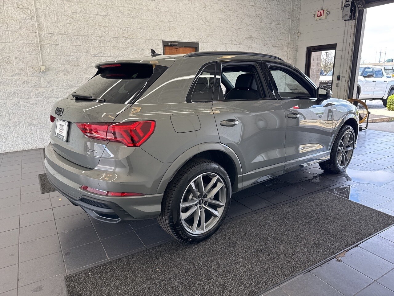2025 Audi Q3 S Line Premium Image 6 of 57