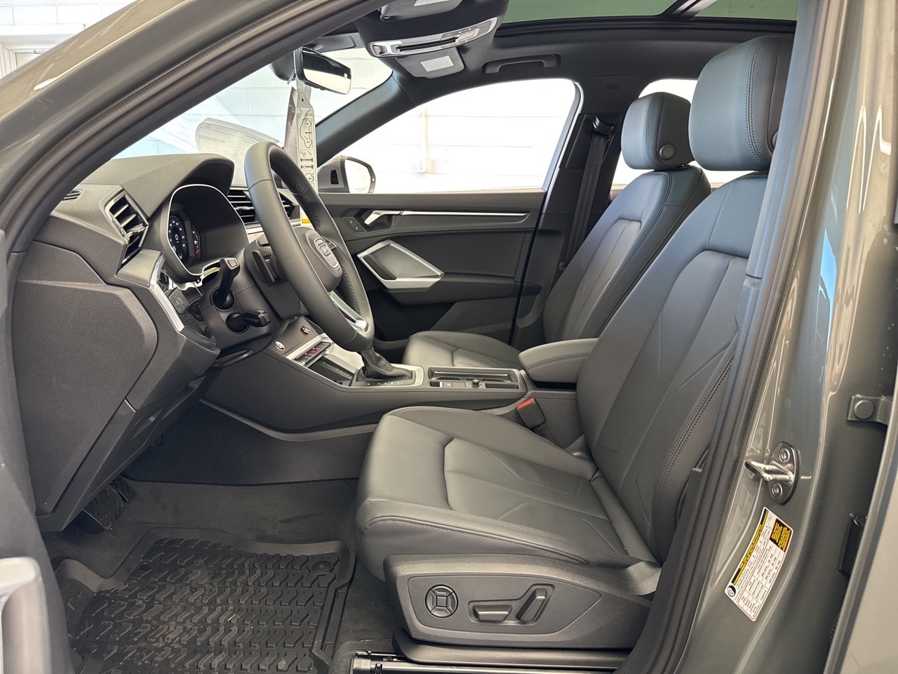 2025 Audi Q3 S Line Premium Image 20 of 57