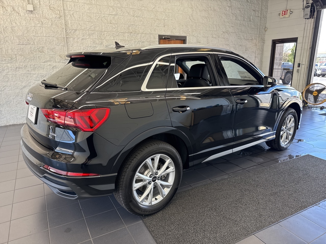 2025 Audi Q3 S Line Premium Image 6 of 58