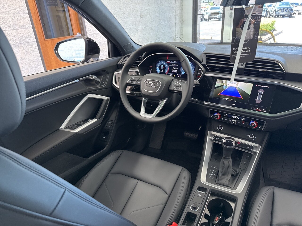 2025 Audi Q3 S Line Premium Image 25 of 58