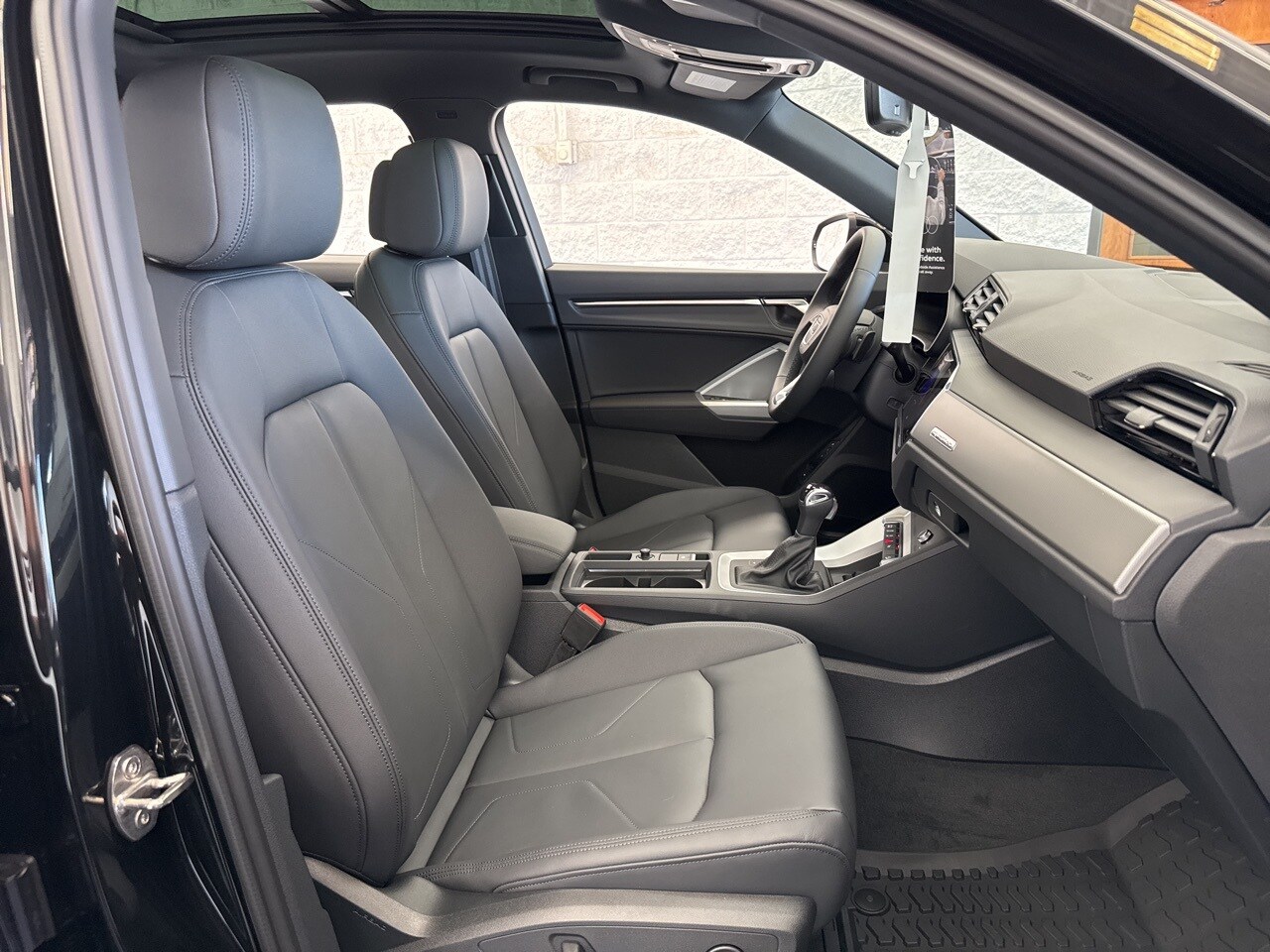 2025 Audi Q3 S Line Premium Image 18 of 58