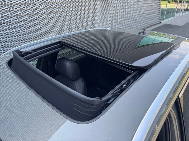 Vehicle image 15 of 15