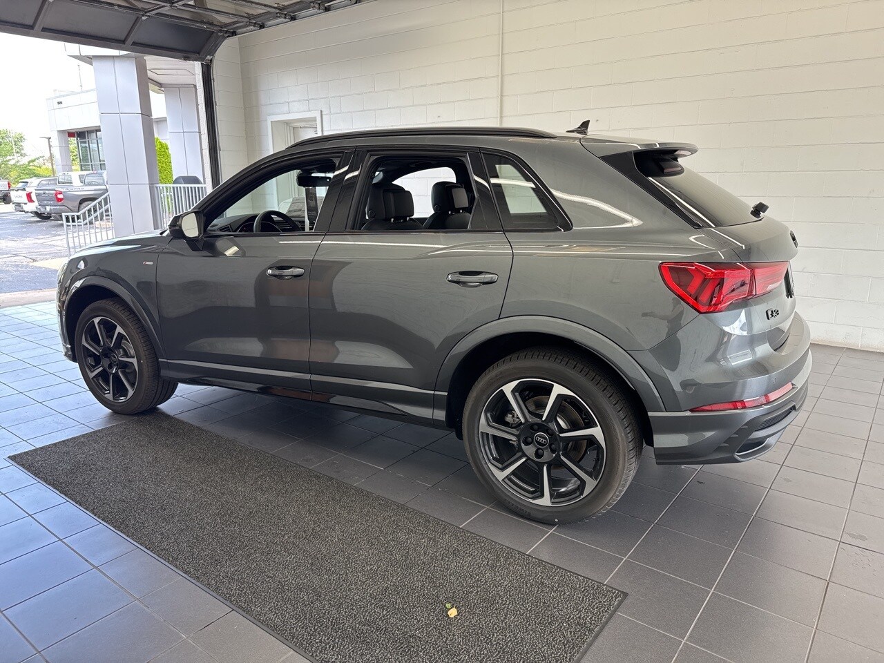 2025 Audi Q3 S Line Premium Plus Image 27 of 60