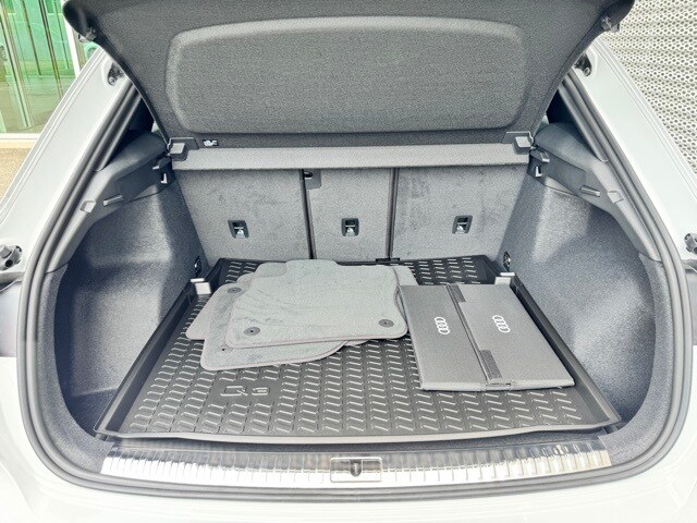 Vehicle image 16 of 16
