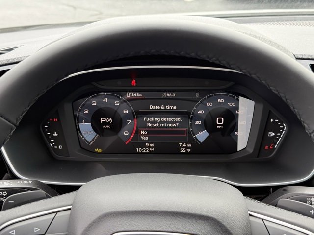 Vehicle image 25 of 26