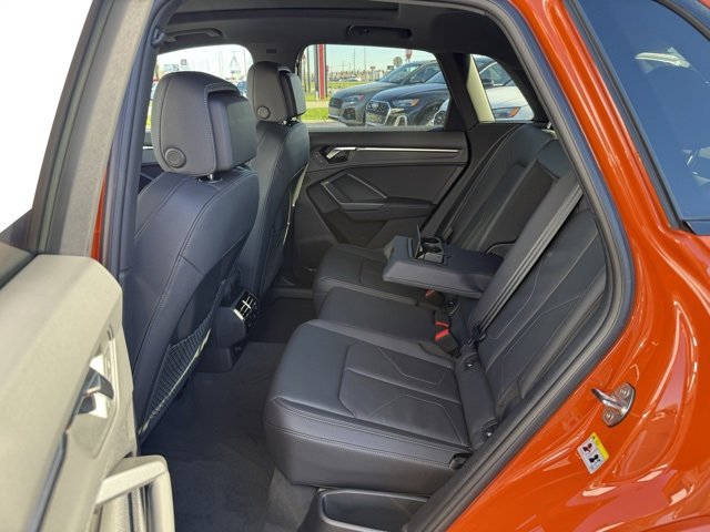 Vehicle image 12 of 26