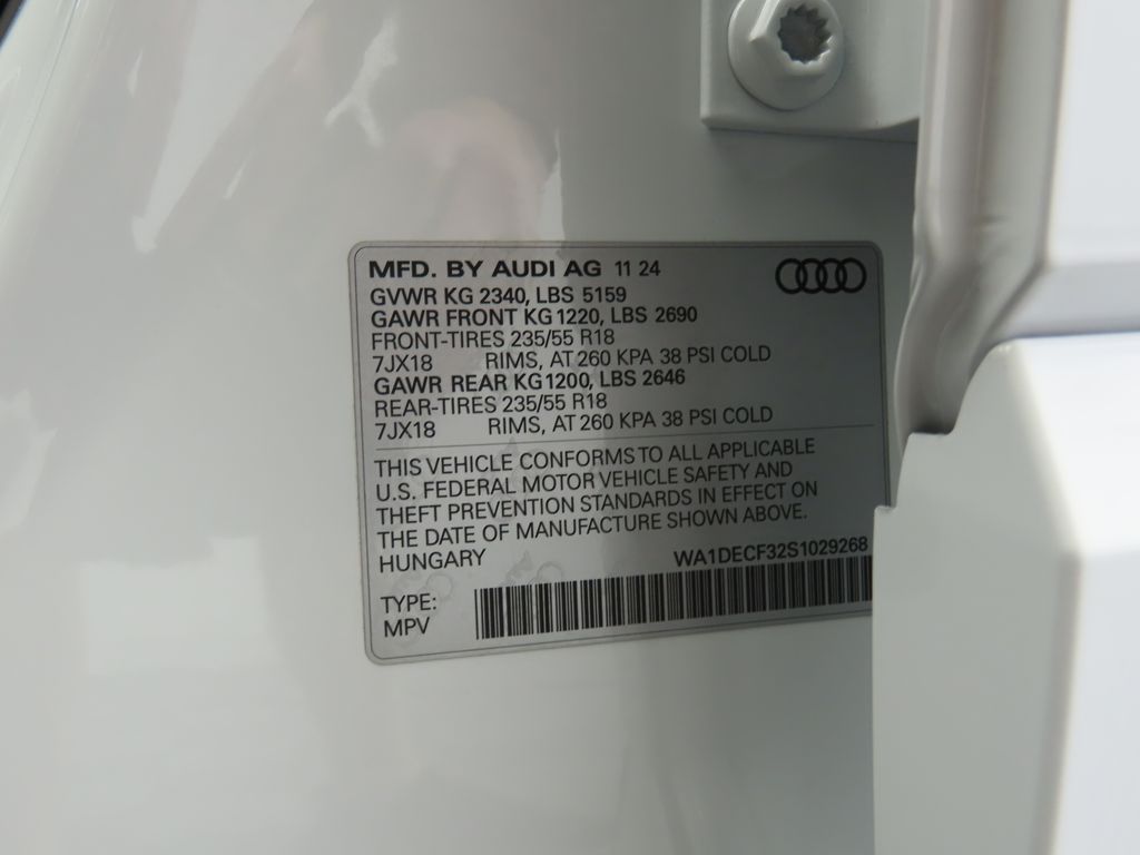 Vehicle image 33 of 33
