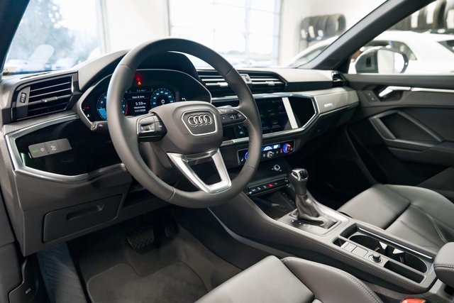 2025 Audi Q3 S Line Premium Image 15 of 30