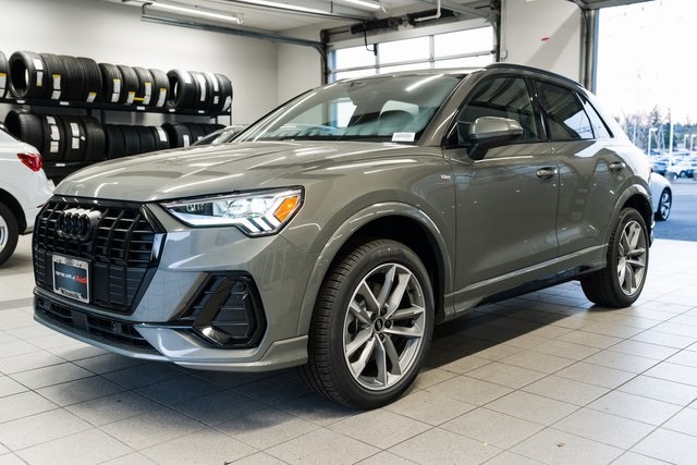 2025 Audi Q3 S Line Premium Image 1 of 30