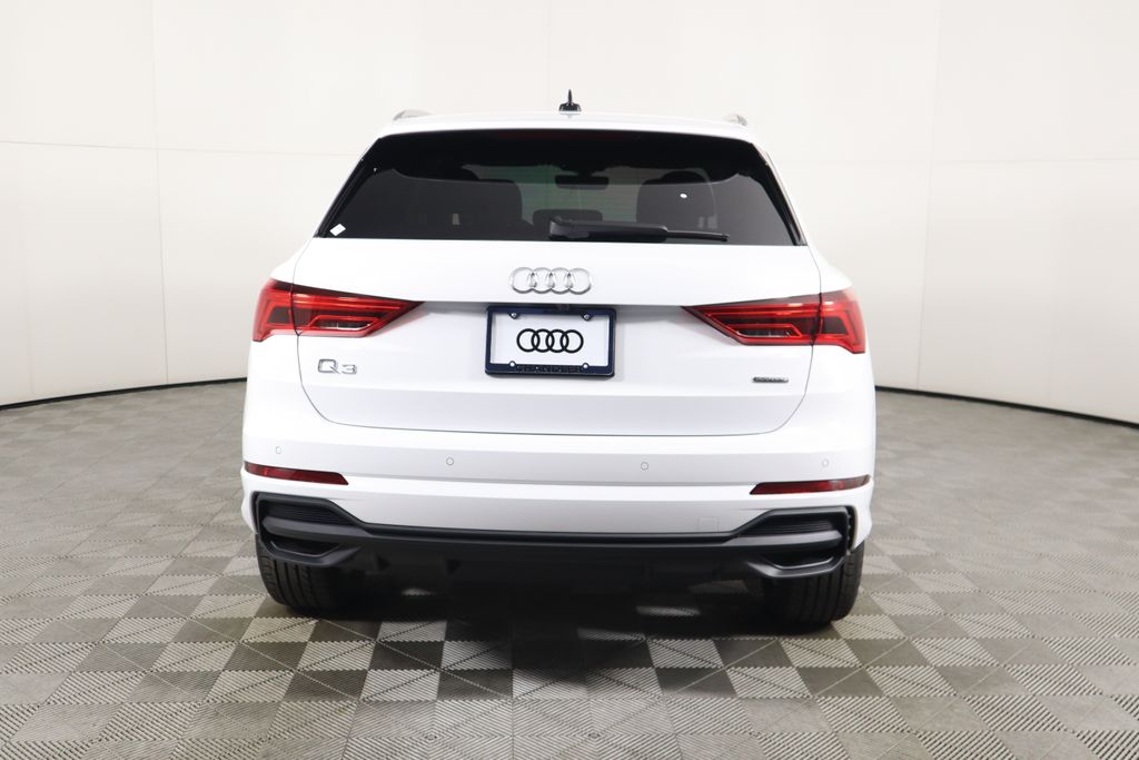 Vehicle image 6 of 34