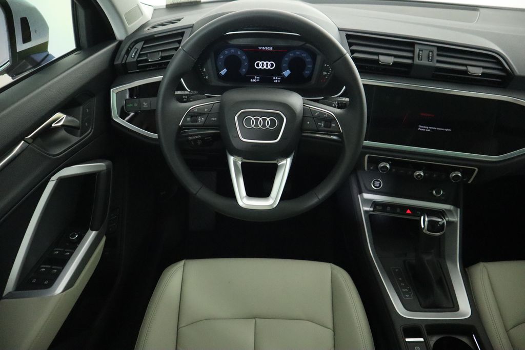 Vehicle image 12 of 34