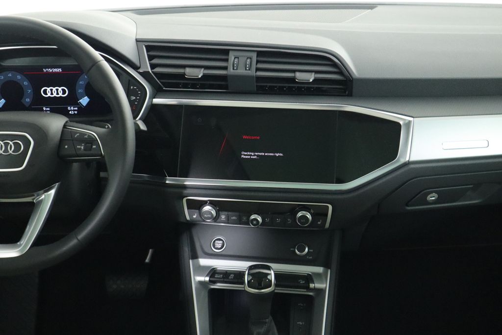 Vehicle image 16 of 34