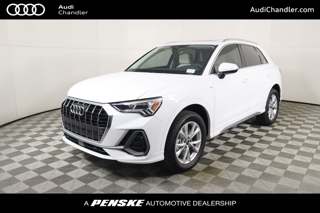 Vehicle image 8 of 34