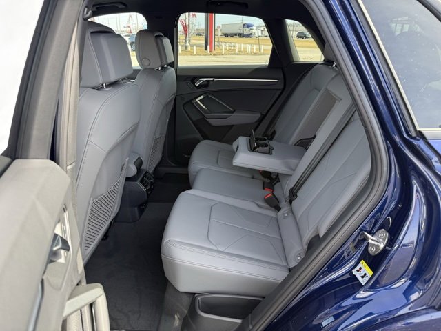 Vehicle image 12 of 23