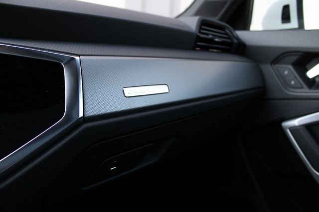 2025 Audi Q3 S Line Premium Image 25 of 33