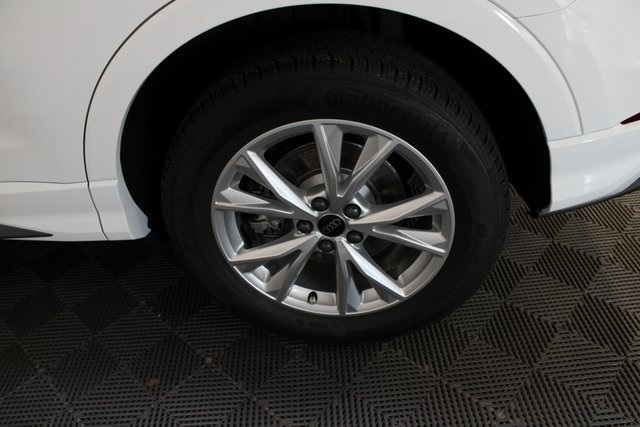 2025 Audi Q3 S Line Premium Image 9 of 33