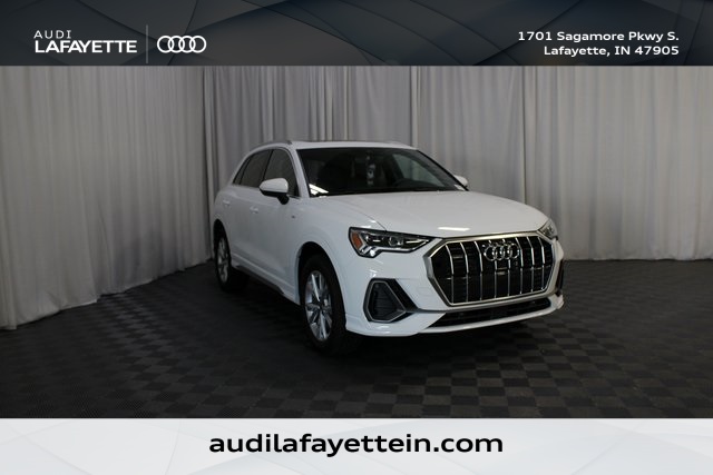2025 Audi Q3 S Line Premium Image 3 of 33