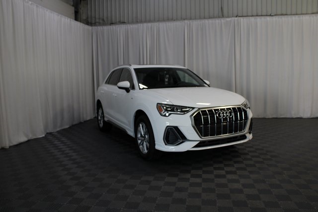 2025 Audi Q3 S Line Premium Image 4 of 33