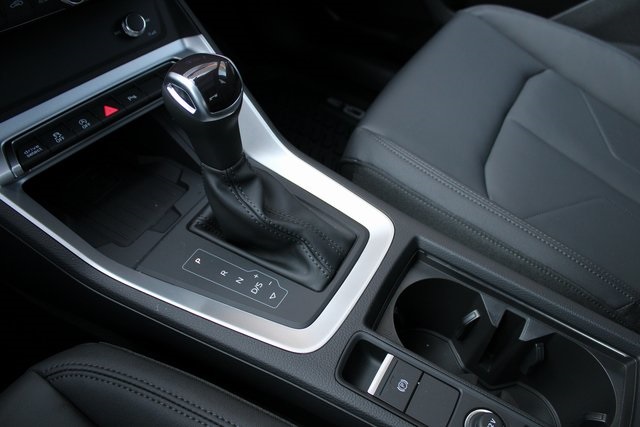 2025 Audi Q3 S Line Premium Image 19 of 33