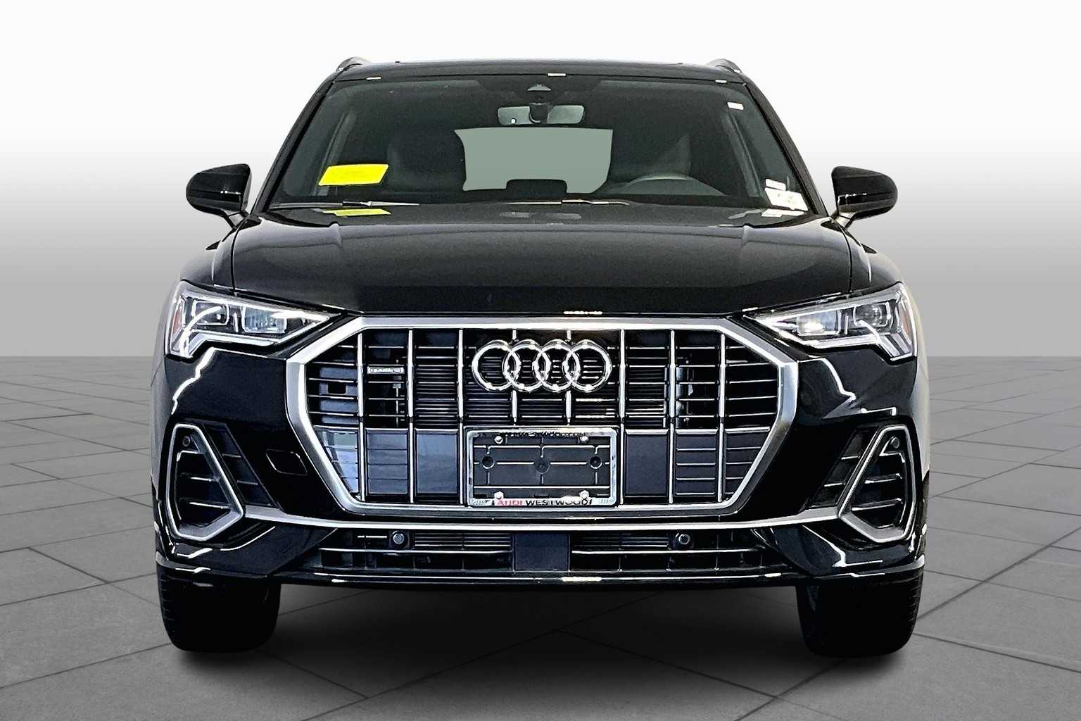 Vehicle image 2 of 19