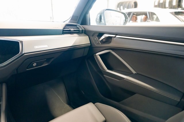 2025 Audi Q3 S Line Premium Image 27 of 30