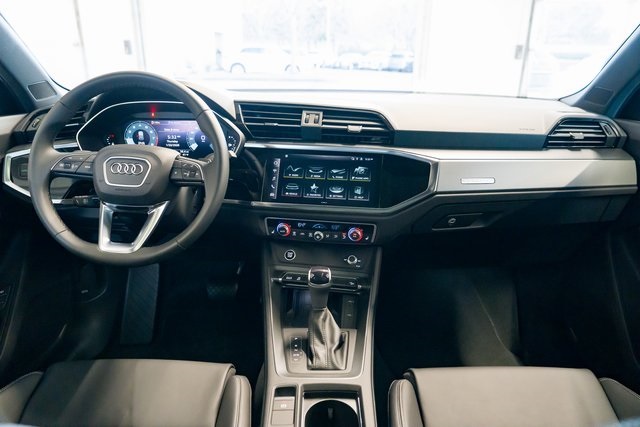 2025 Audi Q3 S Line Premium Image 13 of 30